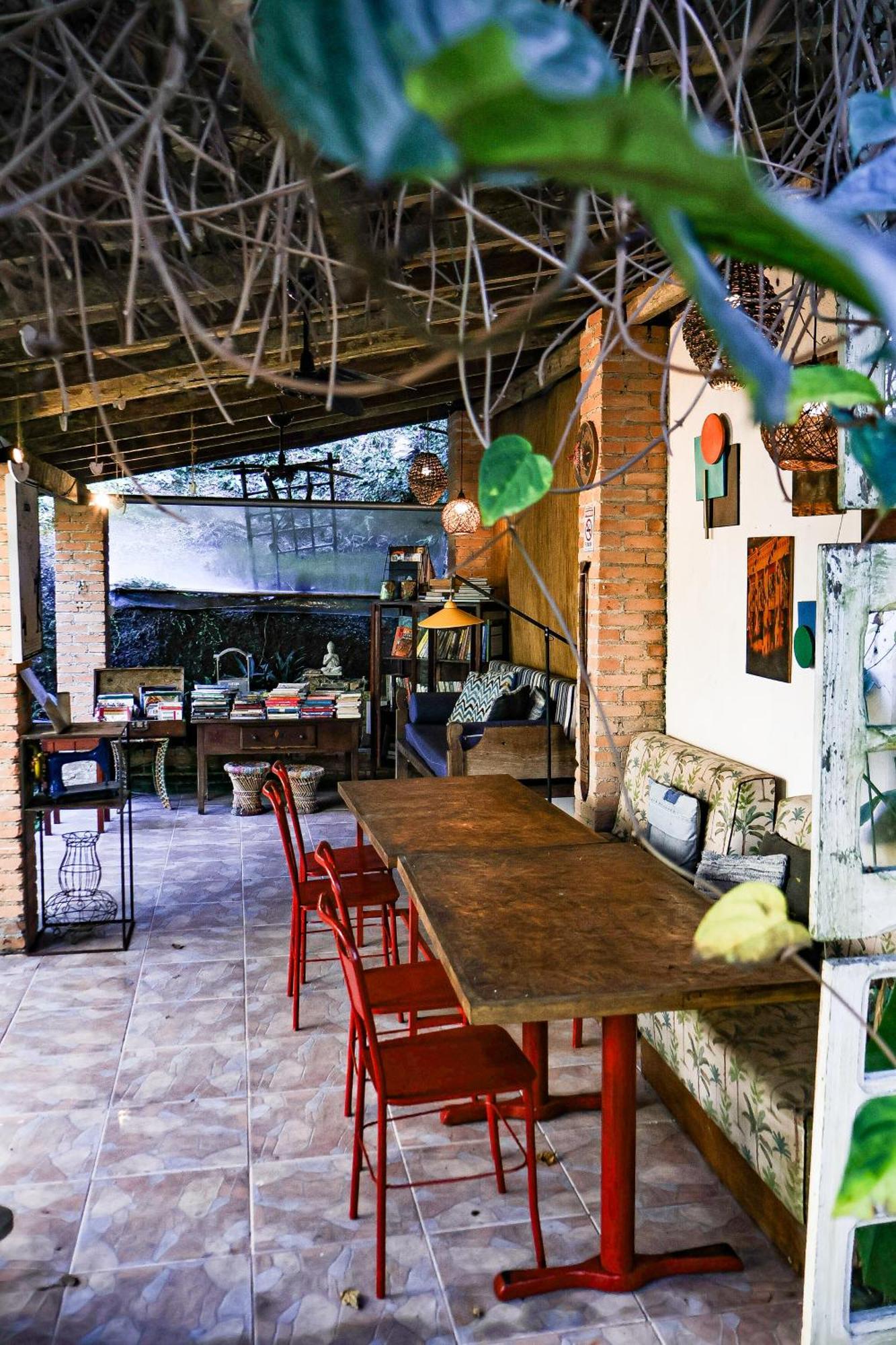 Com Verso E Prosa Repouso E Cafe 帕拉蒂 外观 照片